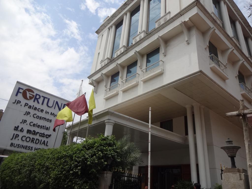 Hotel J P Cordial Bengalúr Exteriér fotografie
